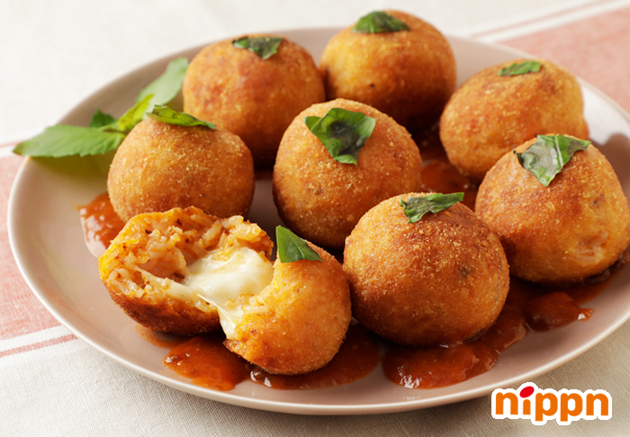 ミートソースでアランチーニ